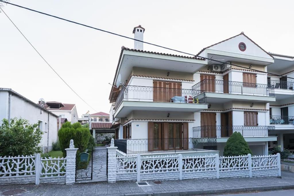 Aiwa Διαμέρισμα 130Τμ 1Ου Ορόφου Σε Διώροφη Οικία Anatoli  Exterior photo
